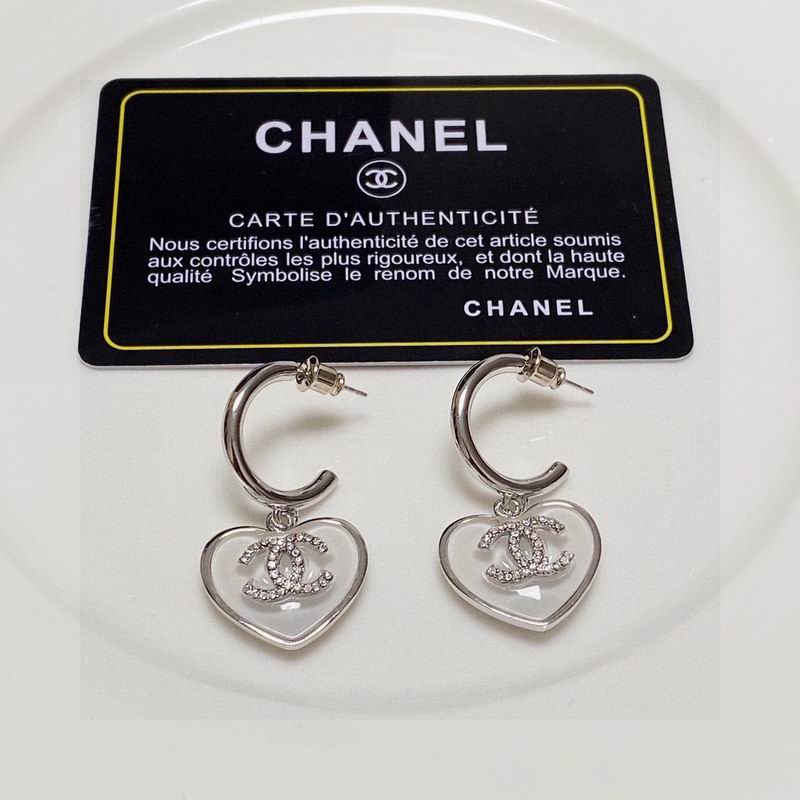 CHANEL Earring