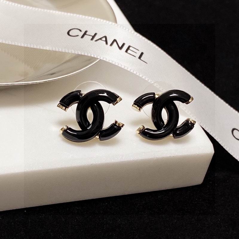 CHANEL Earring