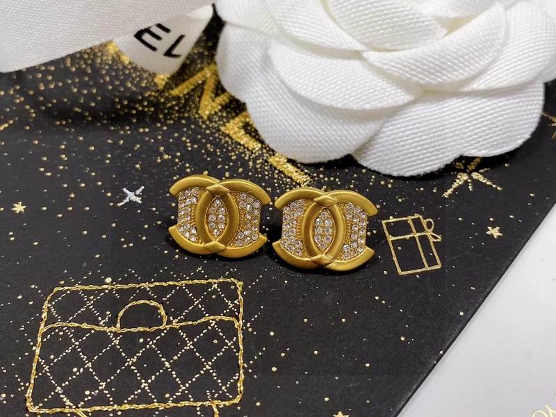 CHANEL Earring