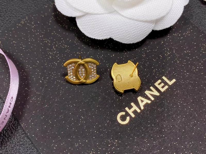 CHANEL Earring