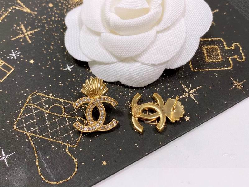 CHANEL Earring