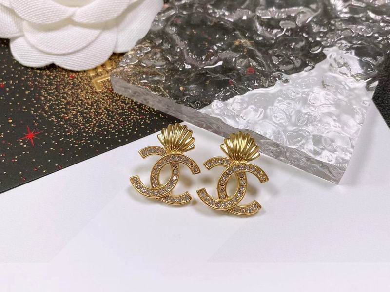 CHANEL Earring