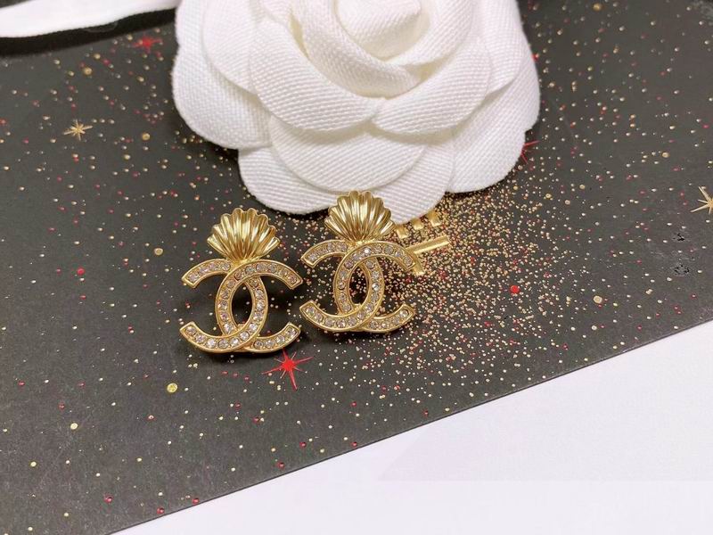 CHANEL Earring