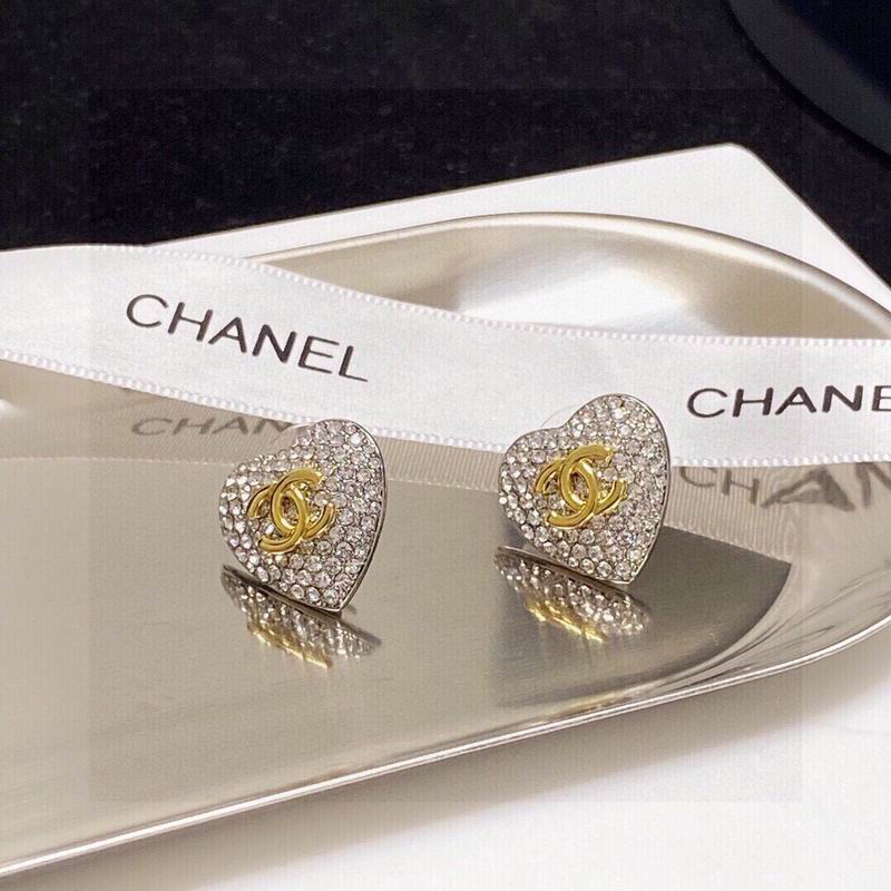 CHANEL Earring