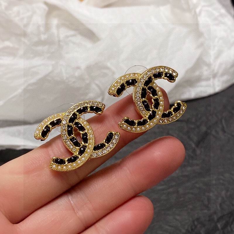 CHANEL Earring