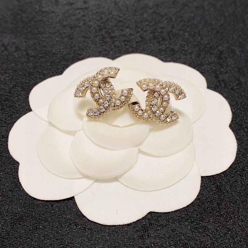 CHANEL Earring