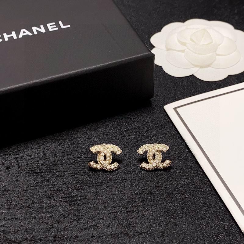 CHANEL Earring