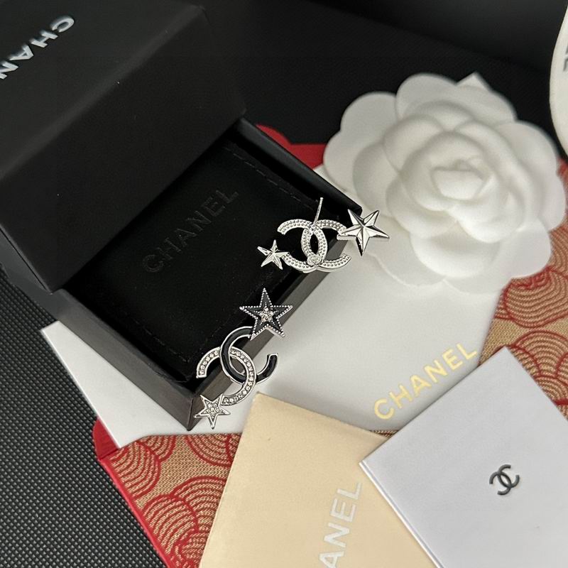 CHANEL Earring