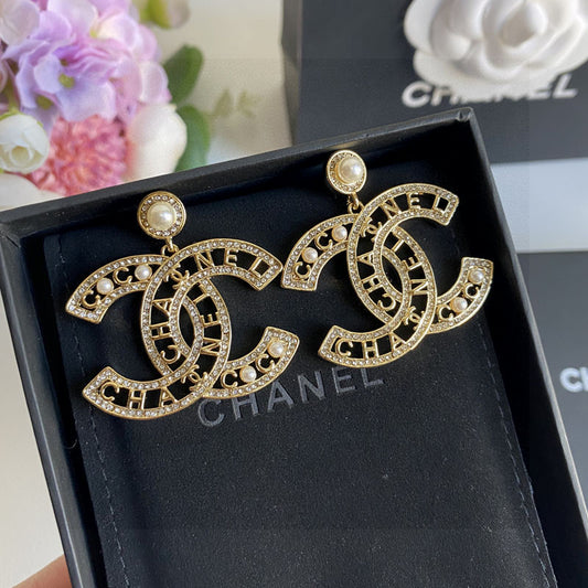 CHANEL Earring