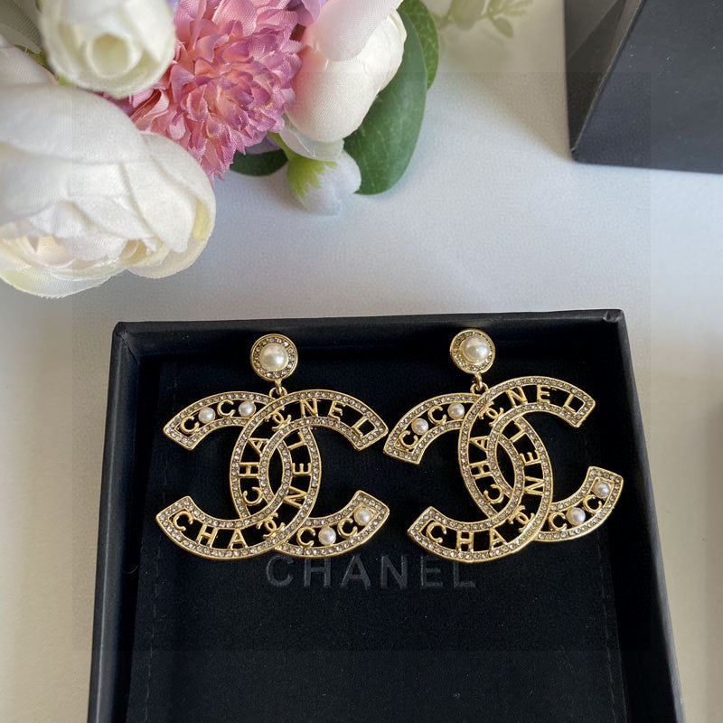CHANEL Earring