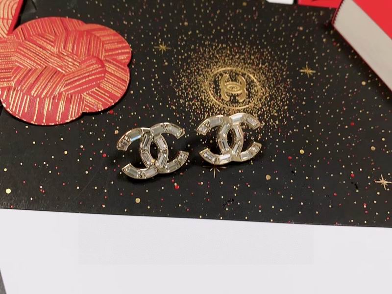 CHANEL Earring