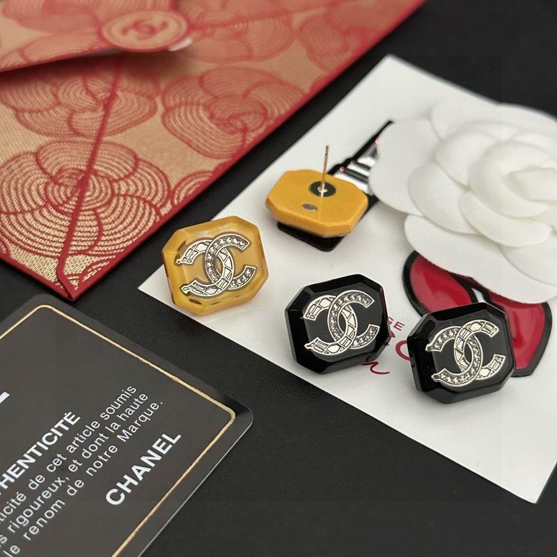 CHANEL Earring