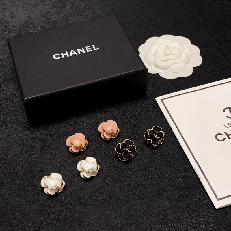 CHANEL Earring