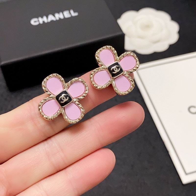 CHANEL Earring