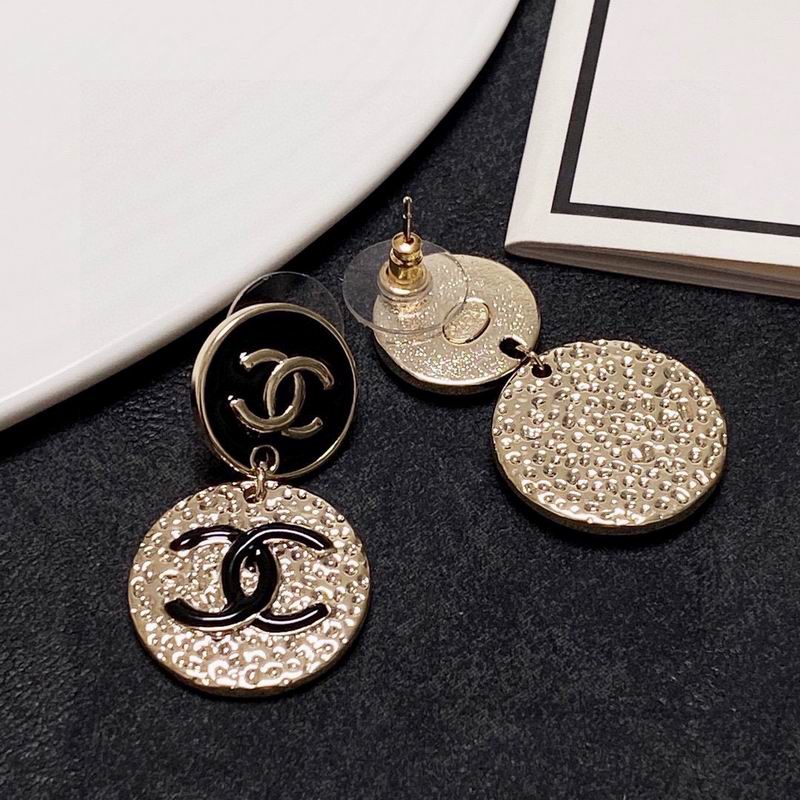 CHANEL Earring
