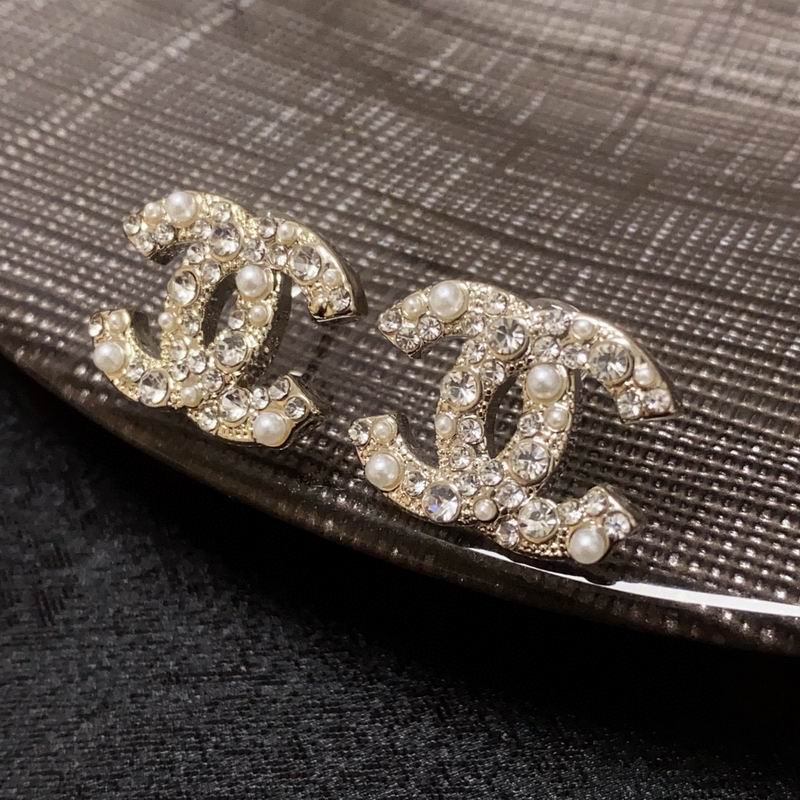 CHANEL Earring
