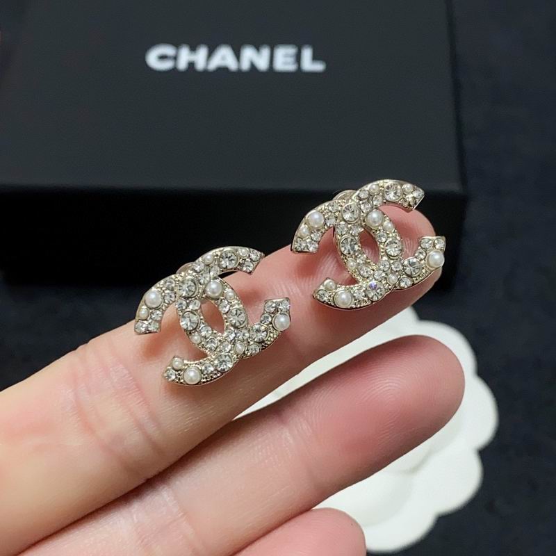 CHANEL Earring