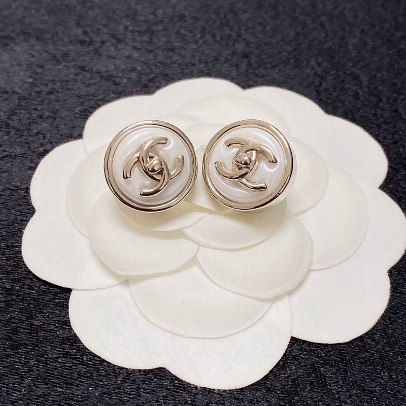CHANEL Earring