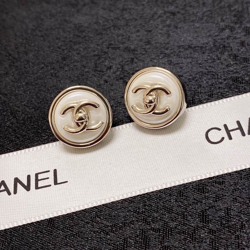 CHANEL Earring