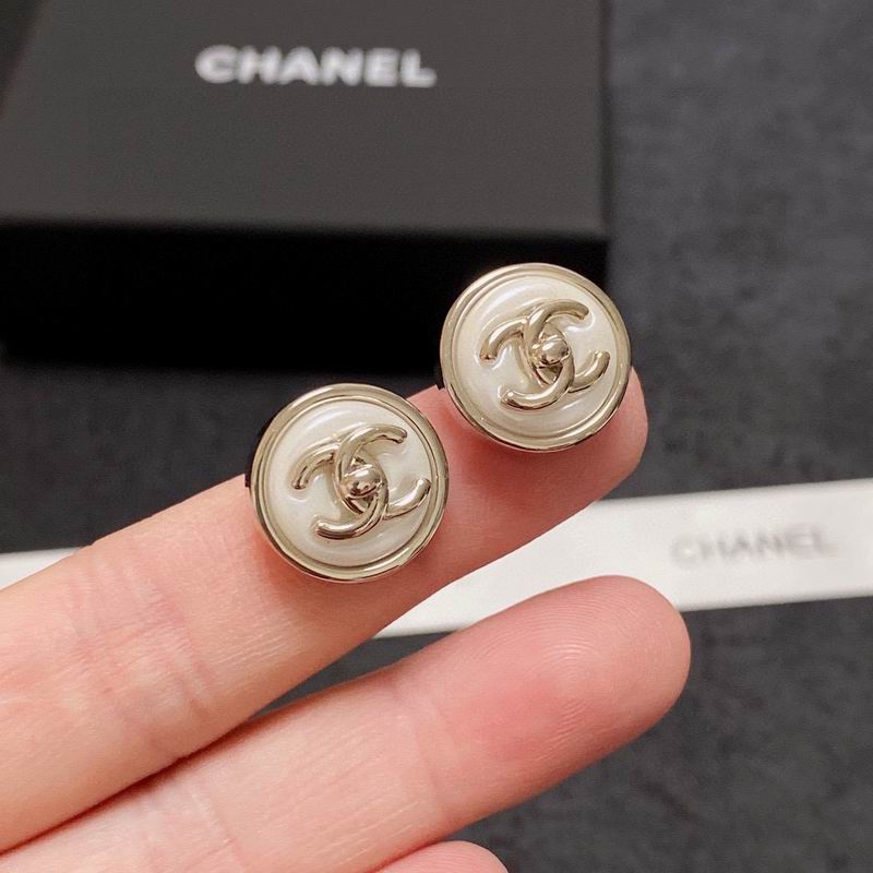 CHANEL Earring