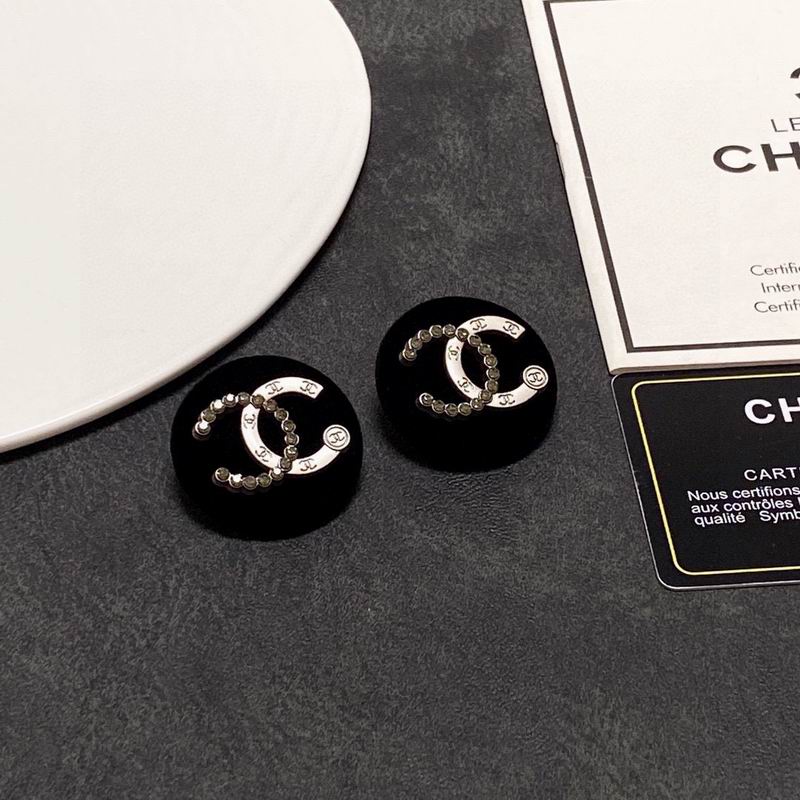 CHANEL Earring