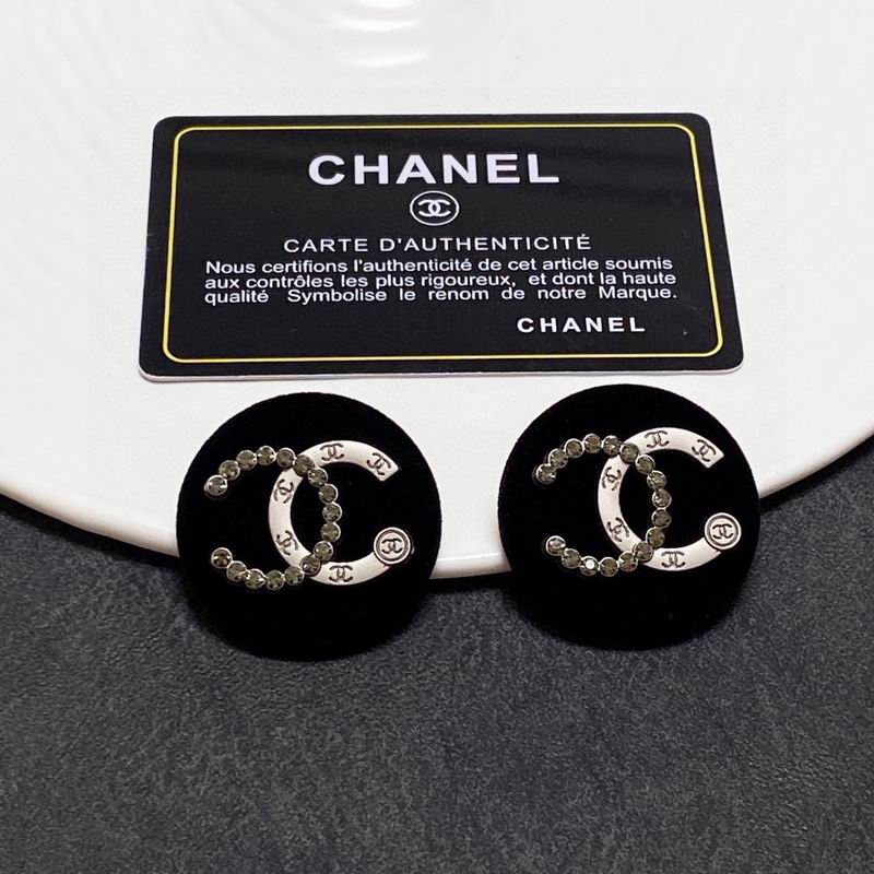CHANEL Earring