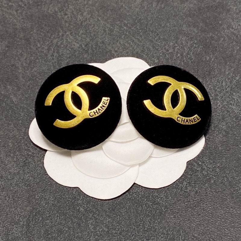 CHANEL Earring