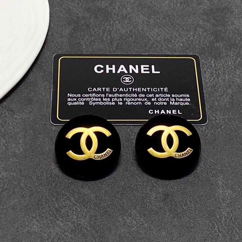 CHANEL Earring