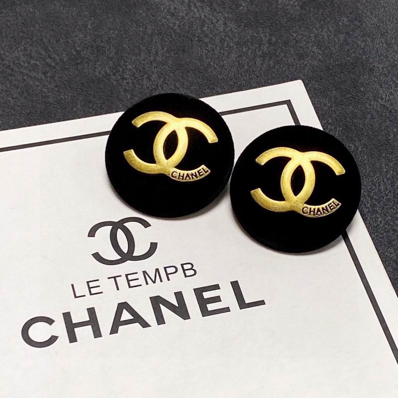 CHANEL Earring