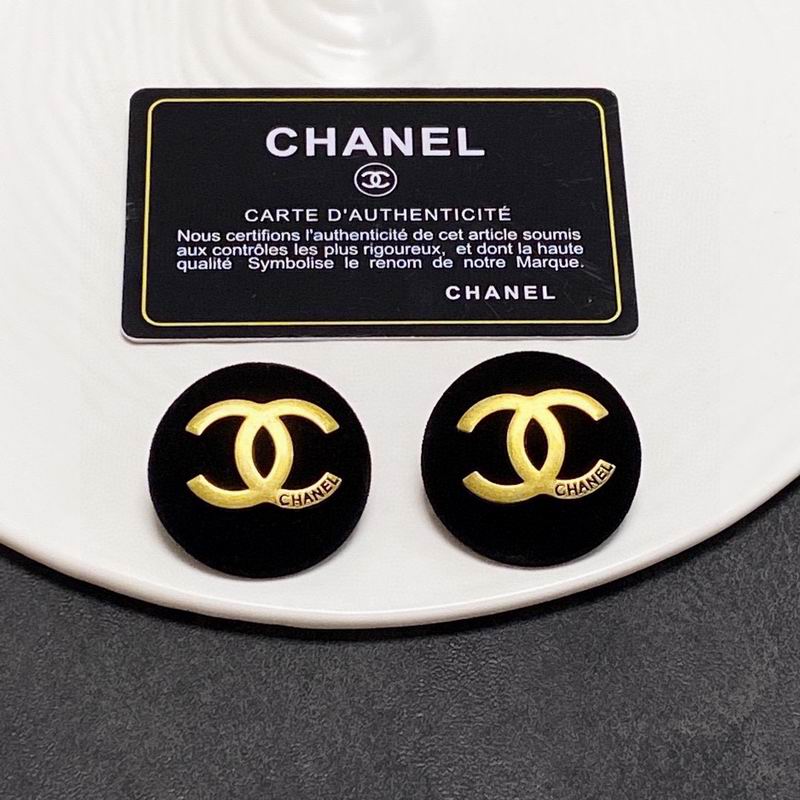 CHANEL Earring