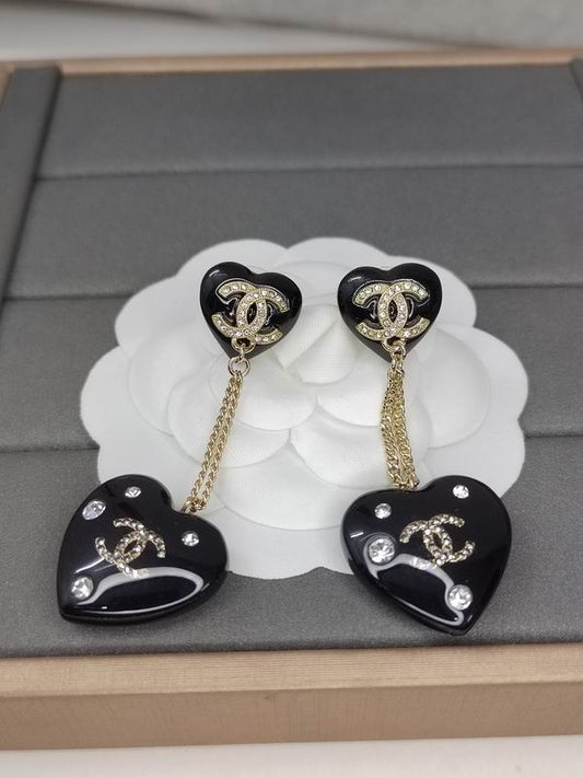 CHANEL Earring