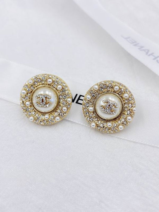 CHANEL Earring
