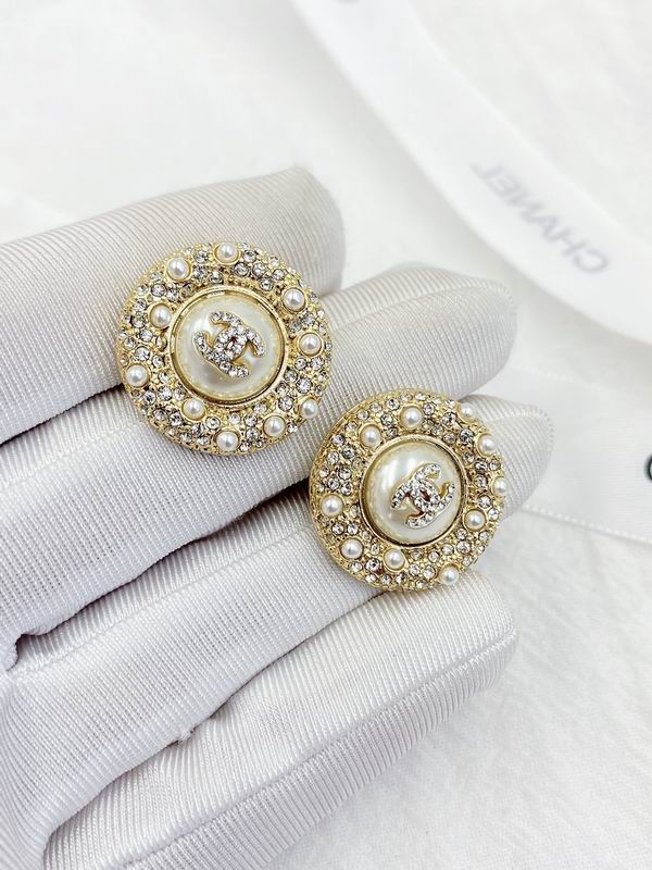 CHANEL Earring