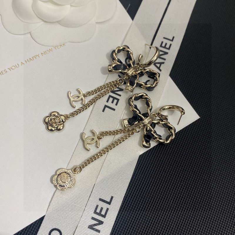 CHANEL Earring