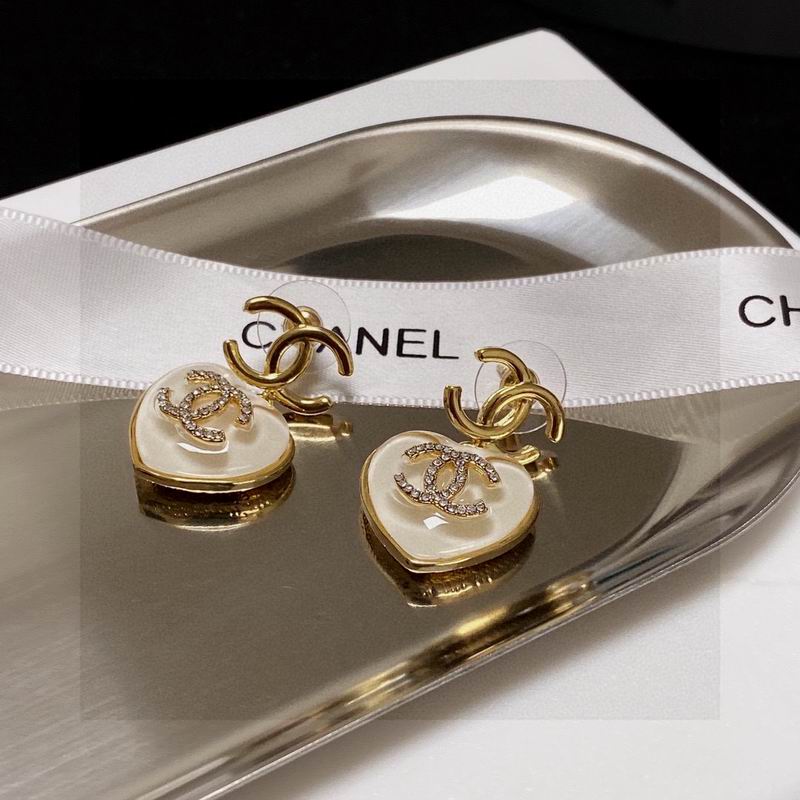 CHANEL Earring