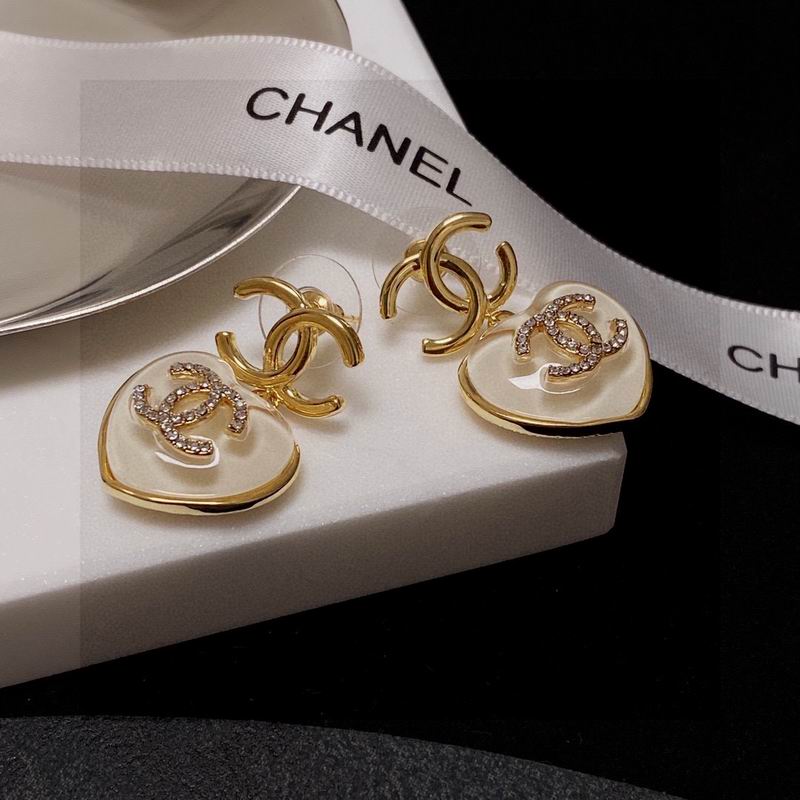 CHANEL Earring