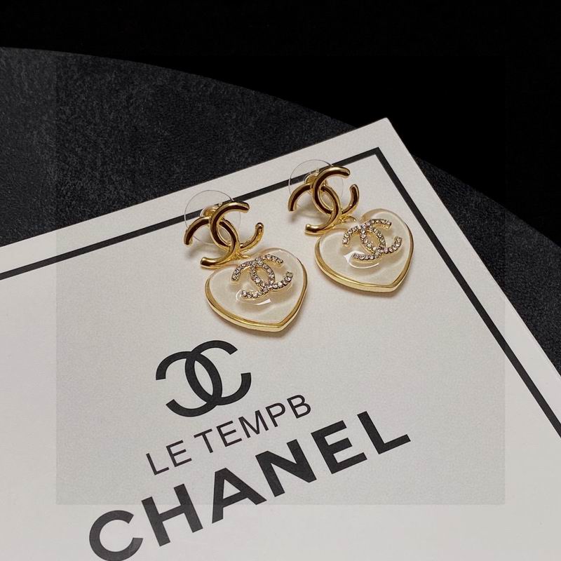 CHANEL Earring