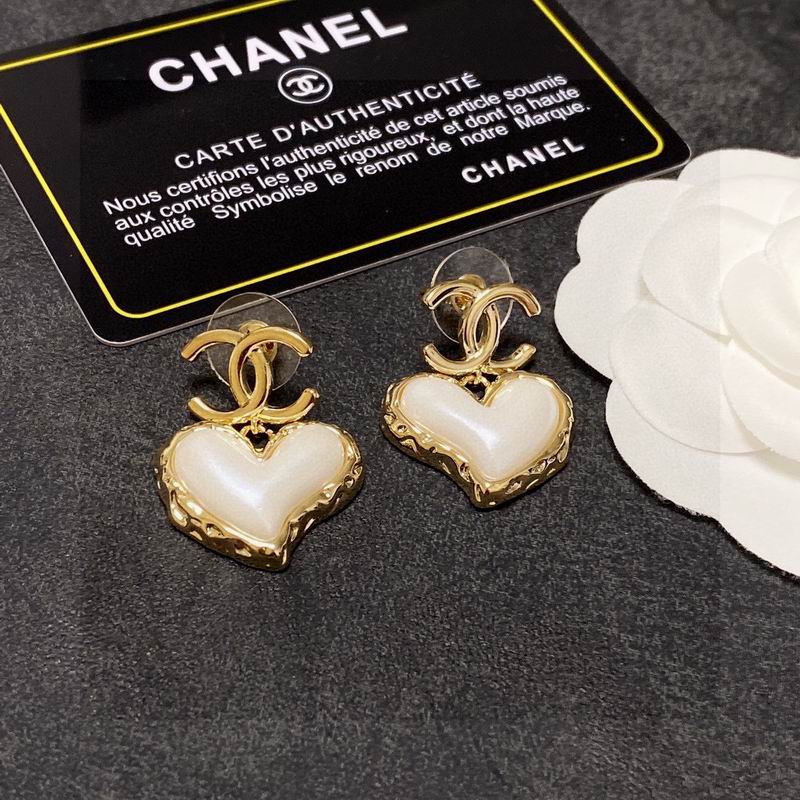 CHANEL Earring