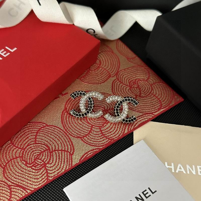 CHANEL Earring