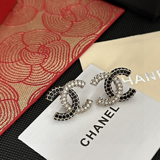 CHANEL Earring