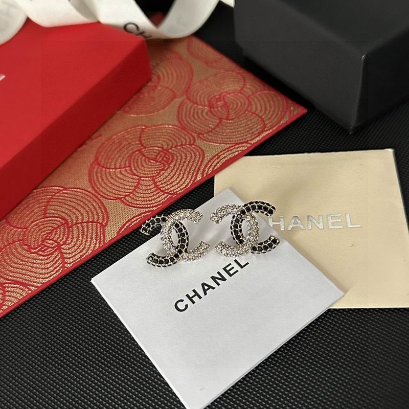 CHANEL Earring