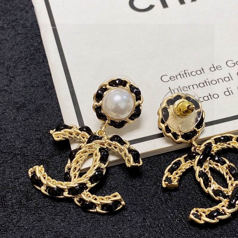 CHANEL Earring