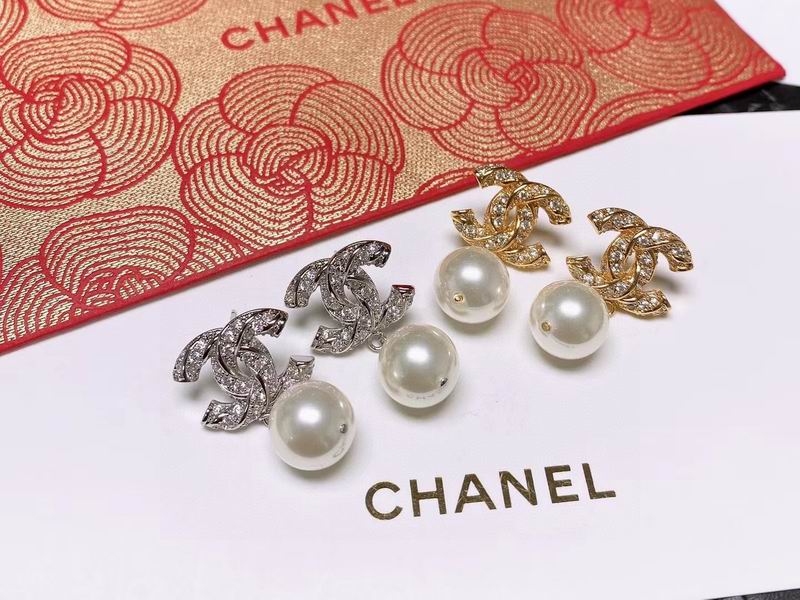 CHANEL Earring