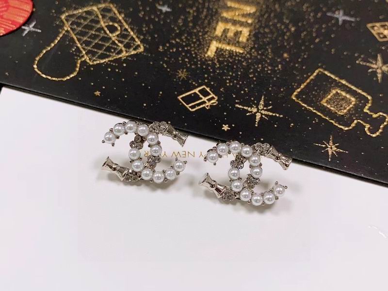 CHANEL Earring