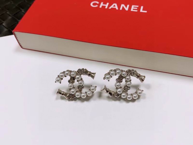CHANEL Earring