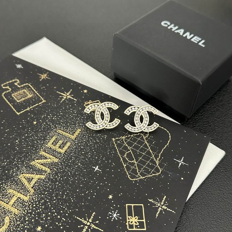 CHANEL Earring