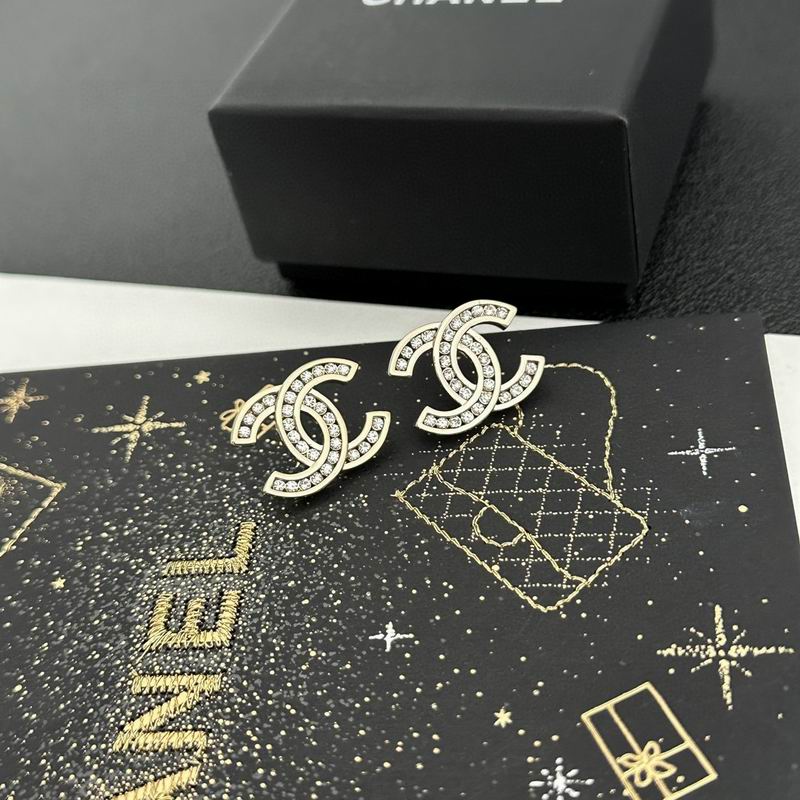 CHANEL Earring
