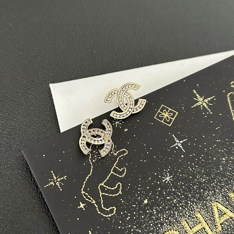 CHANEL Earring