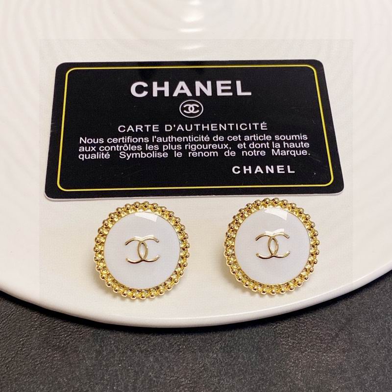 CHANEL Earring