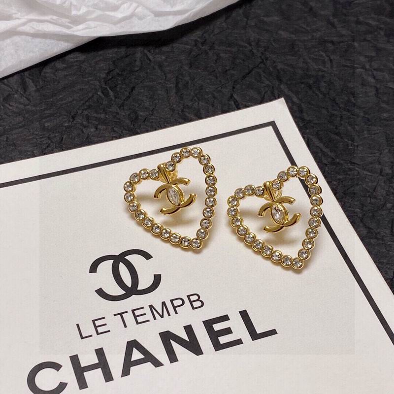 CHANEL Earring